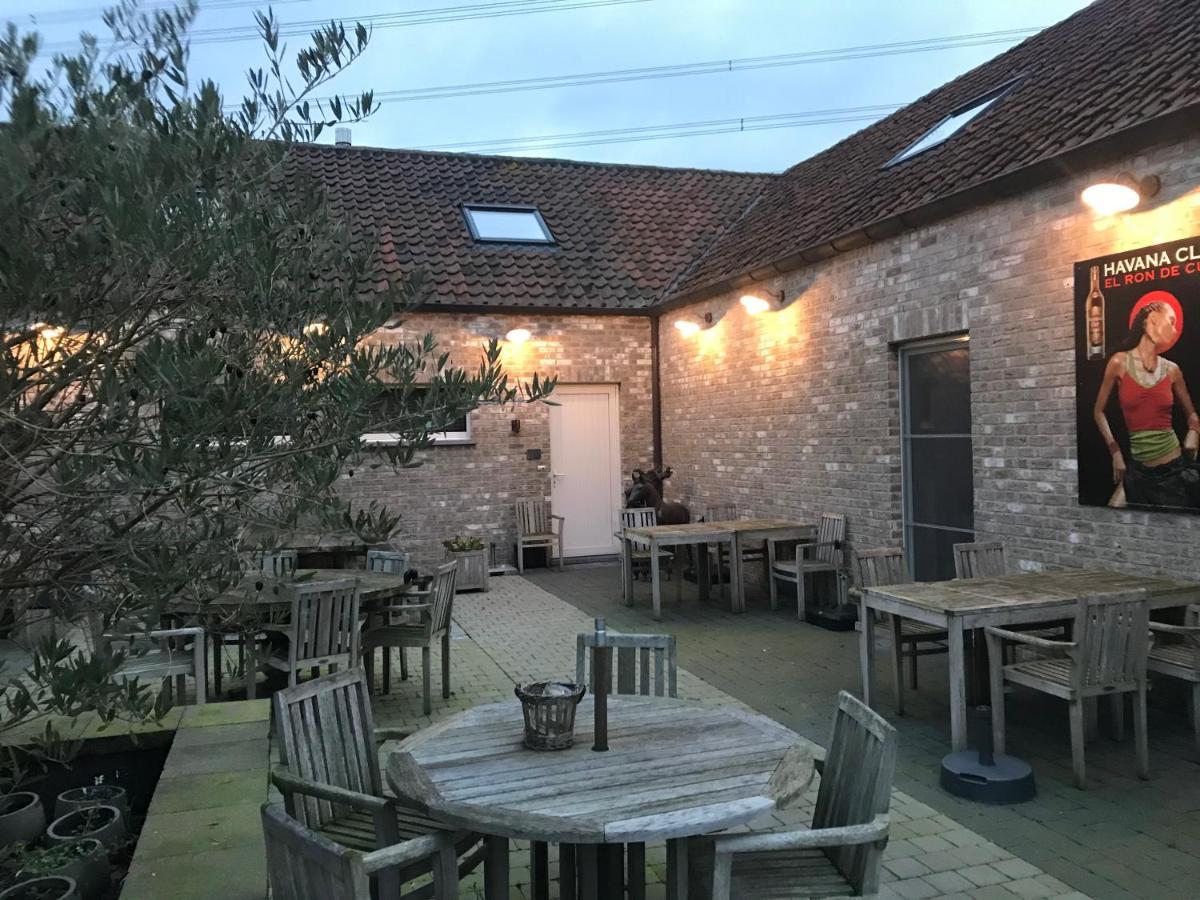 B&B Quarterhouse Moerkerke Экстерьер фото