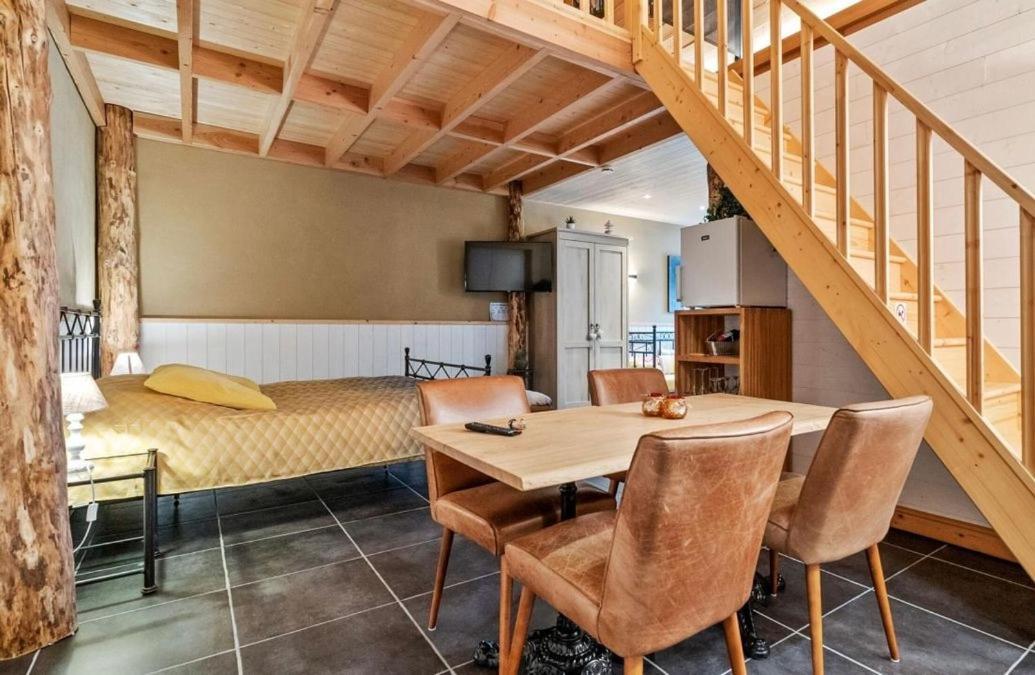 B&B Quarterhouse Moerkerke Экстерьер фото